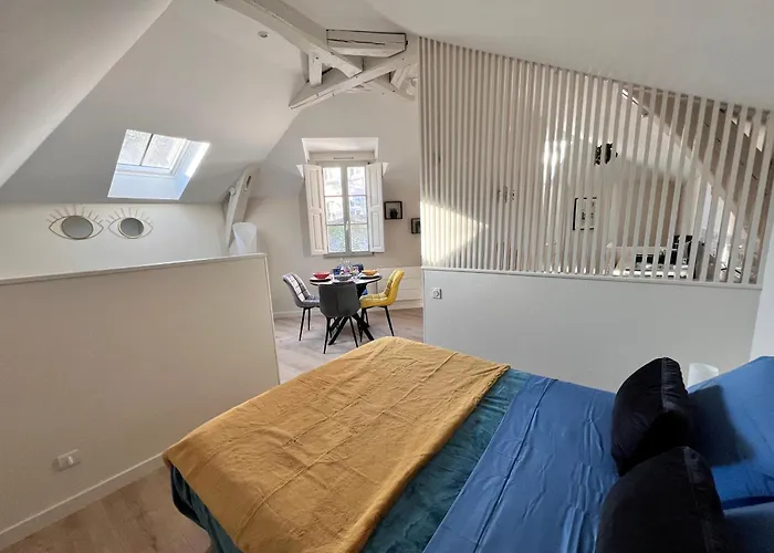 Lysbed - T2 Le Flore Daire *